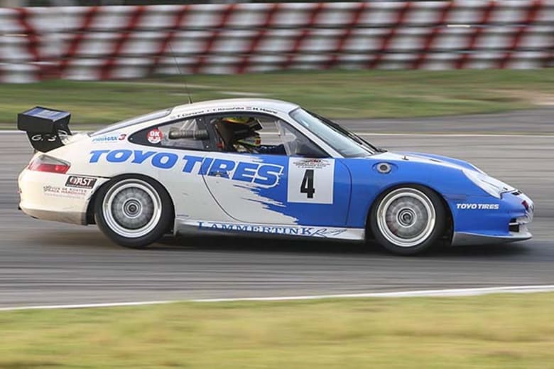 ニュルブルクリンク24時間レースに参戦